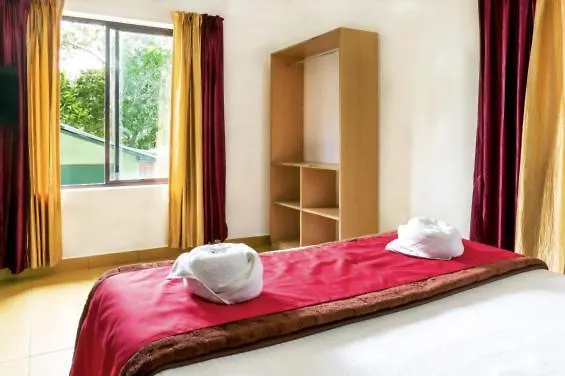 فندق Eco Exotica مونار